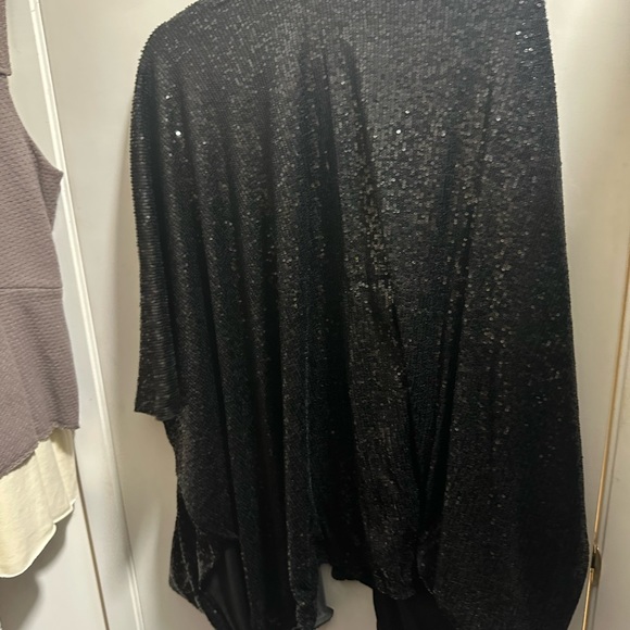 Torrid sequin kimono - Picture 4 of 4
